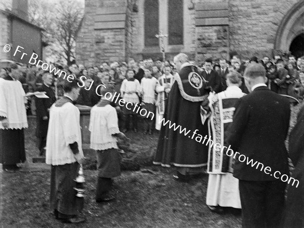 DR ROCHE, COAD,BISHOP OF CLOYNE AT FUNERAL OF V REV T ROCHE PP.